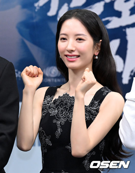 배우 김지연(보나)이 포토타임을 하고 있다. 2023.03.31 /jpnews@osen.co.kr