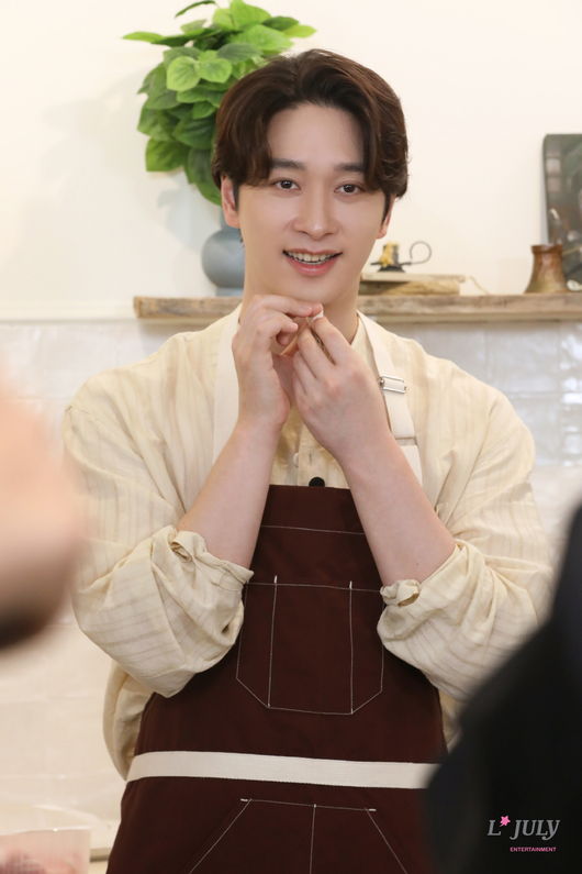 엘줄라이엔터테인먼트 제공