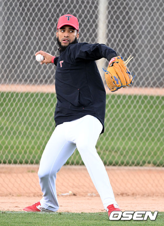 KIA 아도니스 메디나 / OSEN DB