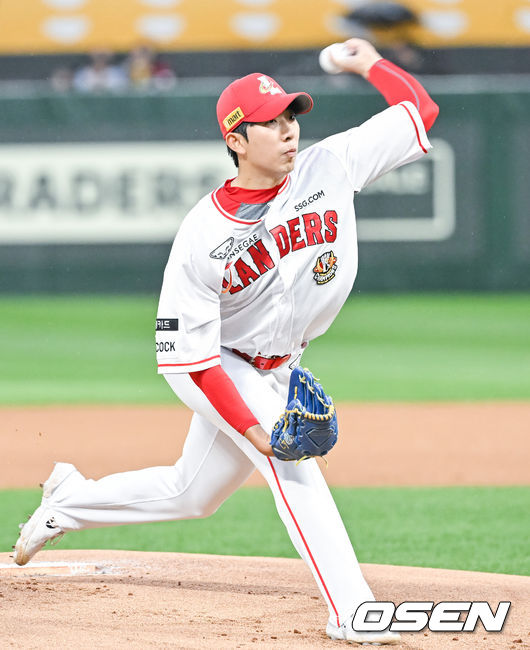 1회초 SSG 선발투수 오원석이 역투하고 있다. 2023.04.04 / soul1014@osen.co.kr