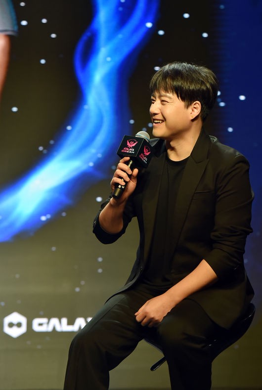 페르소나스페이스, 갤럭시코퍼레이션 제공