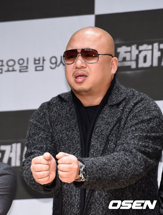 18일 오후 서울 상암동 JTBC 사옥에서 열린 JTBC '착하게 살자' 제작발표회에서 돈스파이크가 포토타임을 하고 있다. /jpnews@osen.co.kr