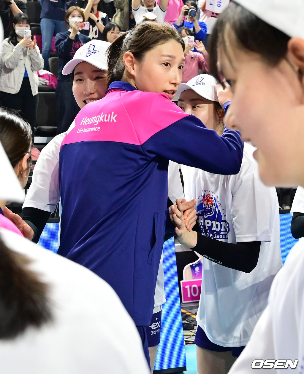 김연경 "도로공사 우승 축하해"