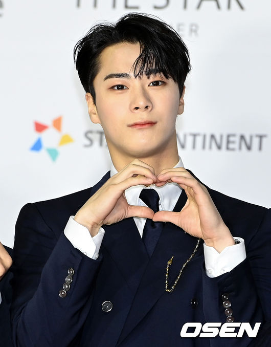 아스트로 문빈이 포즈를 취하고 있다. 2021.12.02 /cej@osen.co.kr