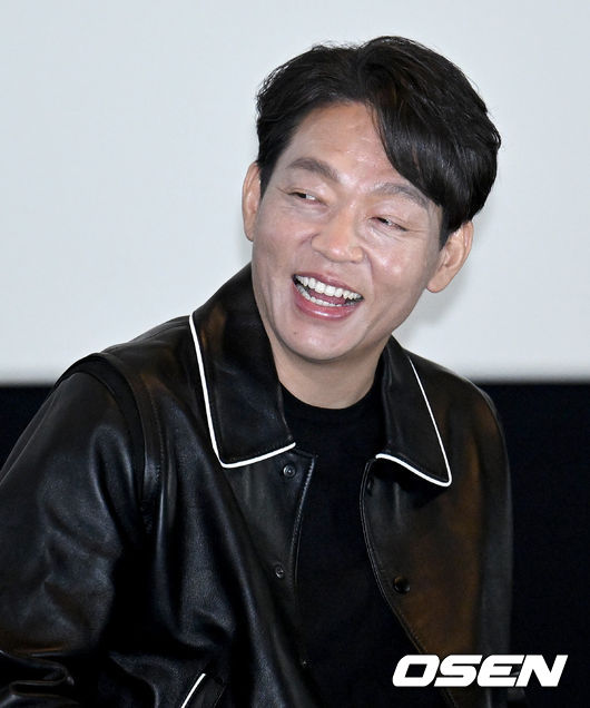 11일 오후 서울 삼성동 메가박스 코엑스에서 영화 ‘범죄도시2’ 글로벌 프레스 컨버런스가 열렸다. 배우 박지환이 미소짓고 있다. 2022.05.11 /ksl0919@osen.co.kr