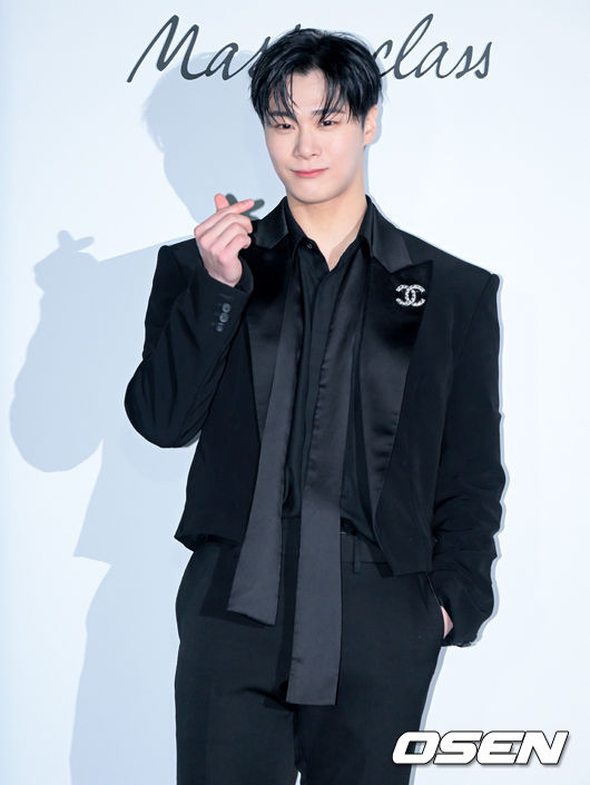 가수 아스트로 문빈이 포즈를 취하고 있다. 2023.01.26 /jpnews@osen.co.kr