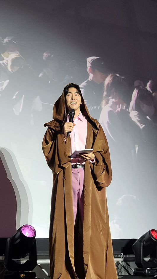 드라마하우스스튜디오 제공