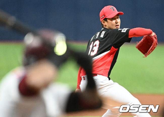 1회말 KIA 윤영철이 키움 러셀을 상대하고 있다. 2023.03.16 /jpnews@osen.co.kr