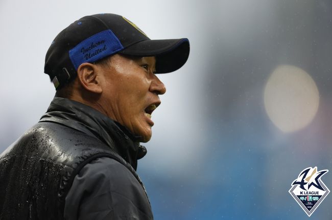 [사진] 조성환 감독 / 한국프로축구연맹 제공.