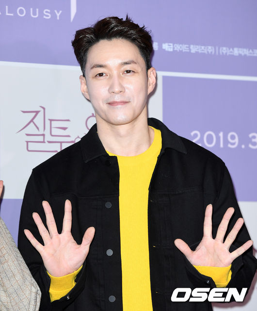 8일 오후 서울 광진구 롯데시네마 건대입구에서 영화 ‘질투의 역사’ VIP시사회가 열렸다.배우 심형탁이 레드카펫을 밟고 있다./sunday@osen.co.kr