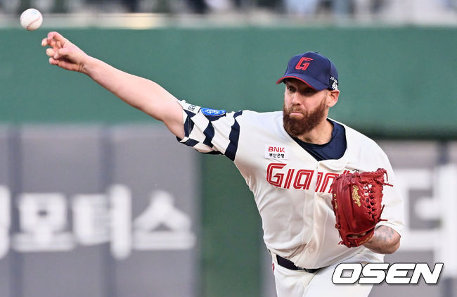 롯데 자이언츠 선발투수 스트레일리가 역투하고 있다. 2023.05.09 / foto0307@osen.co.kr