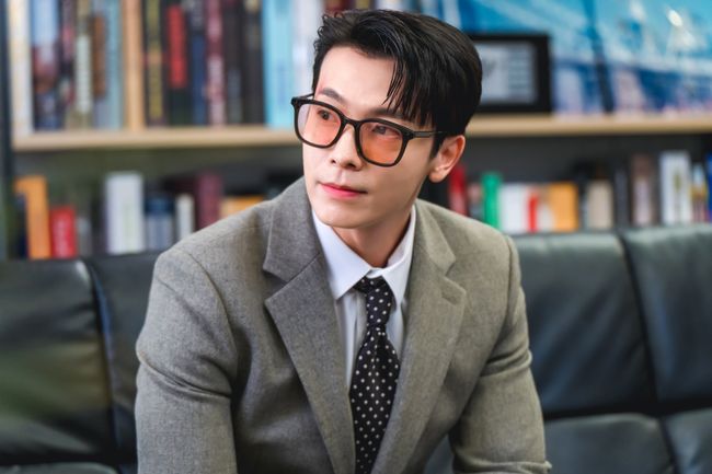 KT스튜디오지니 제공