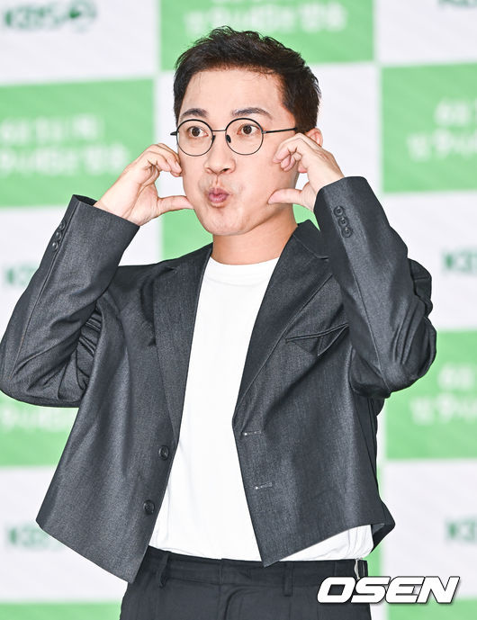 배우 조재윤이 포즈를 취하고 있다.  2023.05.31 / soul1014@osen.co.kr