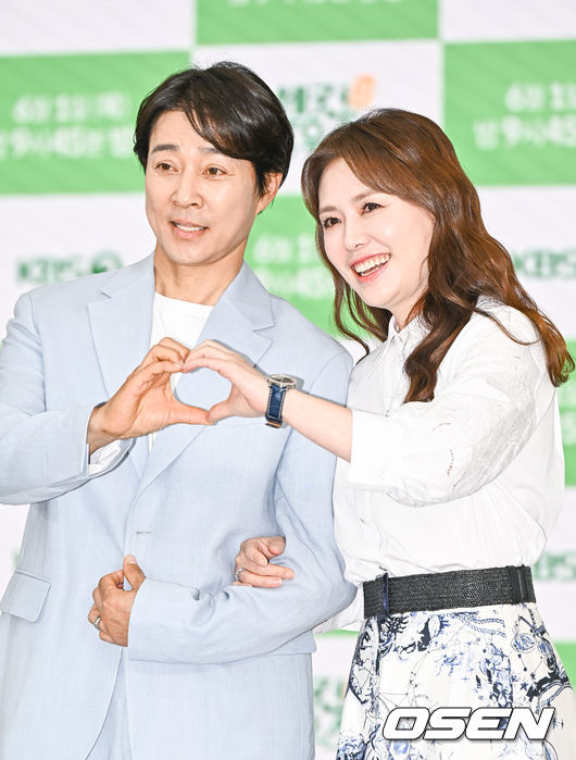 최수종-하희라 부부가 포즈를 취하고 있다.  2023.05.31 / soul1014@osen.co.kr