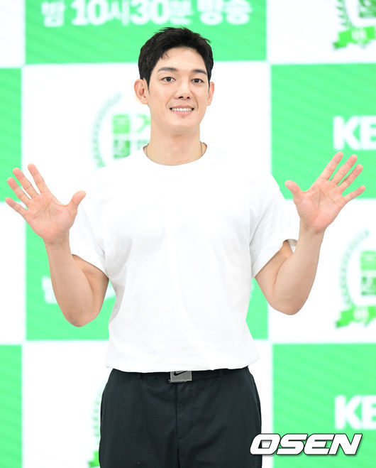 2일 오전 서울 영등포구 KBS본관에서 KBS1 2부작 스포츠 예능 ‘즐거운 챔피언 시즌3-어울림픽’ 제작발표회가 열렸다. 배우 박재민이 포토타임을 갖고 있다. 2023.06.02 /ksl0919@osen.co.kr