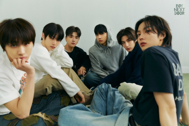 보이넥스트도어, &apos;데이식스의 키스 더 라디오&apos; 고정 게스트 발탁[공식]