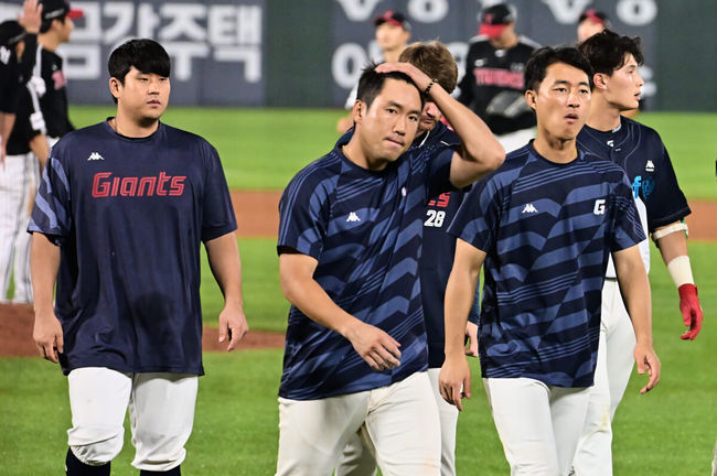 롯데 자이언츠 유강남, 전준우, 노진혁 038 2023.07.08 / foto0307@osen.co.kr