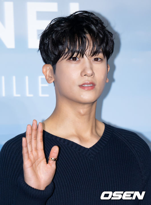 박형식,&apos;훈훈한 인사&apos;