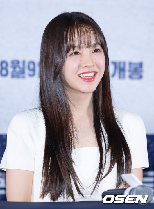 31일 오후 서울 송파구 롯데시네마 월드타워점에서 영화 ‘콘크리트 유토피아’의 언론시사회가 열렸다.   배우 박보영이 미소짓고 있다. 2023.07.31 /ksl0919@osen.co.kr
