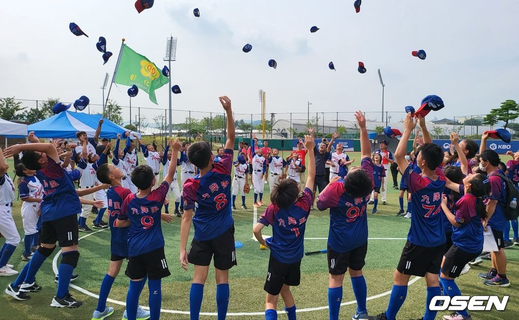 대만 셴동초등학교와 싱룽초등학교. /OSEN DB