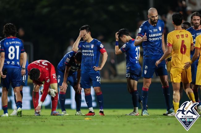 [사진] 광주에 패배한 수원 삼성 / 한국프로축구연맹 제공.