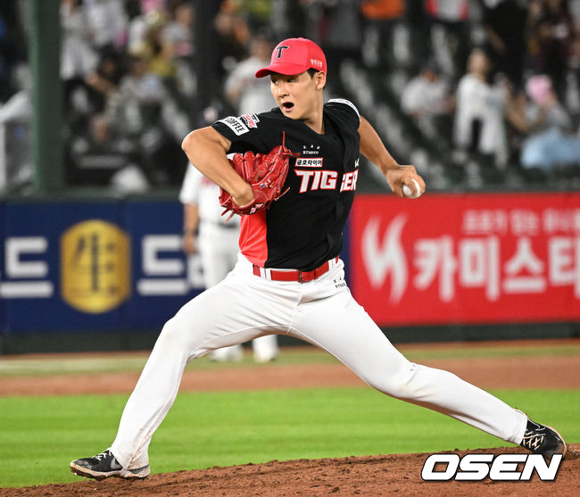 14일 오후 부산 사직야구장에서 2023 신한은행 SOL KBO 퓨처스 올스타전이 열렸다.8회말 무사에서 남부리그 올스타 곽도규가 역투하고 있다. 2023.07.14 /sunday@osen.co.kr
