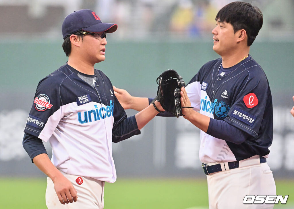 롯데 박세웅, 나균안. 2023.07.08 / foto0307@osen.co.kr