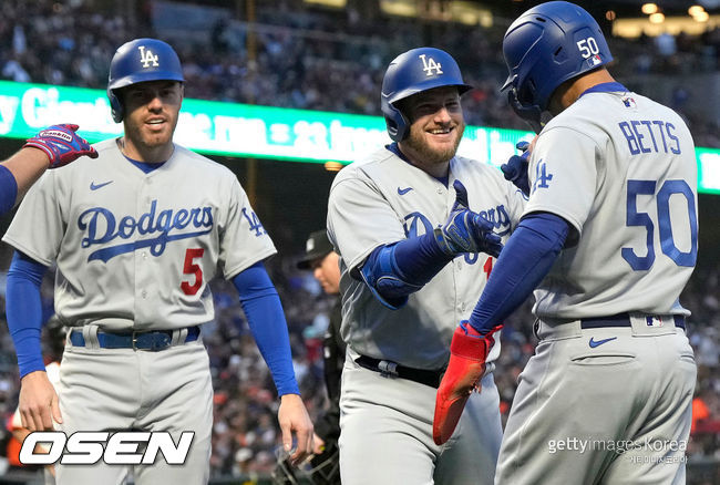 [사진] LA 다저스 프레디 프리먼, 맥스 먼시, 무키 베츠. ⓒGettyimages(무단전재 및 재배포 금지)