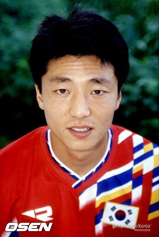 [사진] 1993년의 황선홍 감독 / ⓒGettyimages(무단전재 및 재배포 금지)