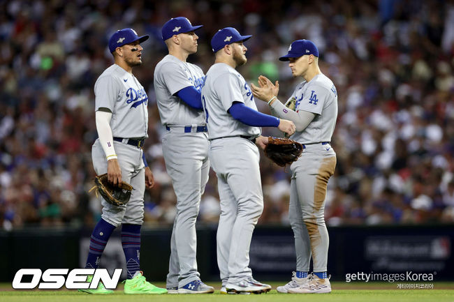 [사진] LA 다저스 미겔 로하스, 프레디 프리먼, 맥스 먼시, 키케 에르난데스. ⓒGettyimages(무단전재 및 재배포 금지)