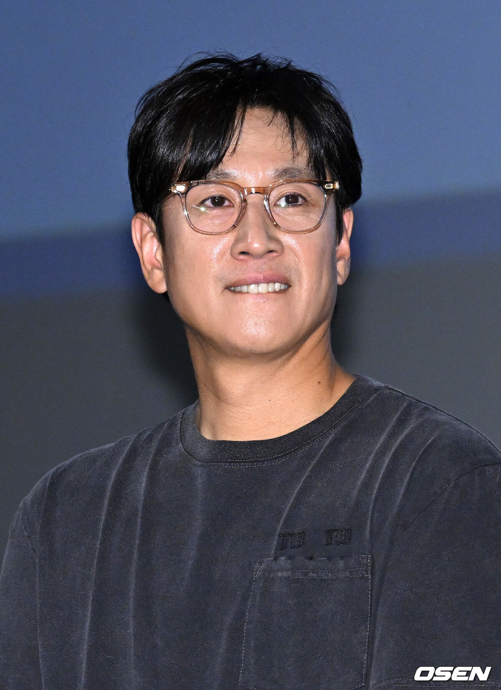 9일 오후 서울 CGV 용산아이파크몰에서 영화 ‘잠’ 무대인사가 진행됐다.배우 이선균이 무대인사를 하고 있다. 2023.09.09 /sunday@osen.co.kr