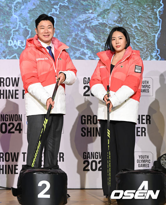 진종오, 이상화 공동 조직위원장이 포즈를 취하고 있다. 2023.07.06 /cej@osen.co.kr 