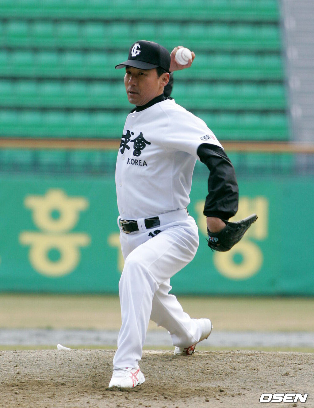 한국-일본-대만의 올드스타 친선경기에 출전할 일구회 이상군. 2005.12.03 /spjj@osen.co.kr