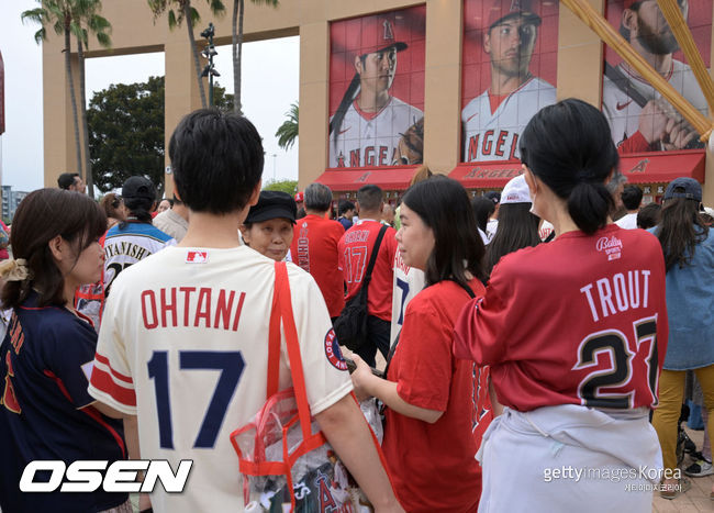 [사진] LA 에인절스 팬들. ⓒGettyimages(무단전재 및 재배포 금지)