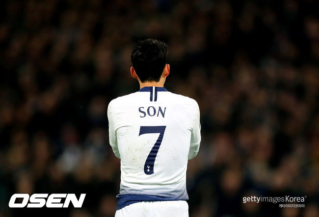 LONDON, ENGLAND - FEBRUARY 13: XXX during the UEFA Champions League Round of 16 First Leg match between Tottenham Hotspur and Borussia Dortmund at Wembley Stadium on February 13, 2019 in London, England. (Photo by Catherine Ivill/Getty Images) *** Local Caption *** XXX