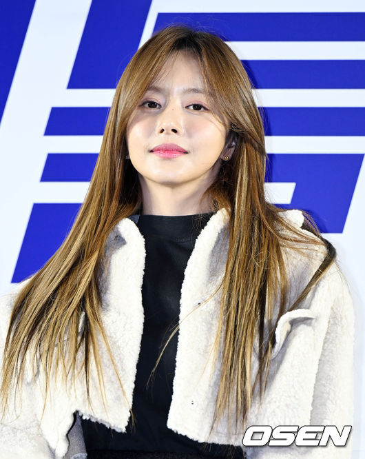 21일 오후 서울 송파구 롯데시네마 월드타워에서 영화 ‘젠틀맨(감독 김경원)’ 쇼케이스 및 VIP 포토월 행사가 열렸다.‘젠틀맨’은 성공률 100% 흥신소 사장 지현수(주지훈)가 실종된 의뢰인을 찾기 위해 검사 행세를 하며 불법, 합법 따지지 않고 나쁜 놈들을 쫓는 범죄 오락 영화. 오는 28일 극장 개봉 예정이다.배우 한보름이 포즈를 취하고 있다. 2022.12.21 /cej@osen.co.kr