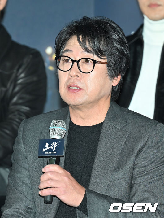 12일 오후 서울 송파구 롯데시네마 월드타워에서 영화 '노량: 죽음의 바다' 언론배급시사회가 열렸다.