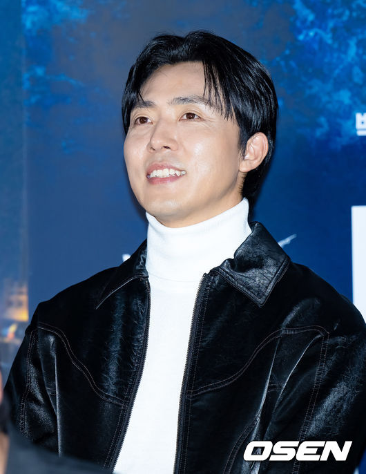 12일 오후 서울 송파구 롯데시네마 월드타워에서 영화 '노량: 죽음의 바다' 언론배급시사회가 열렸다.