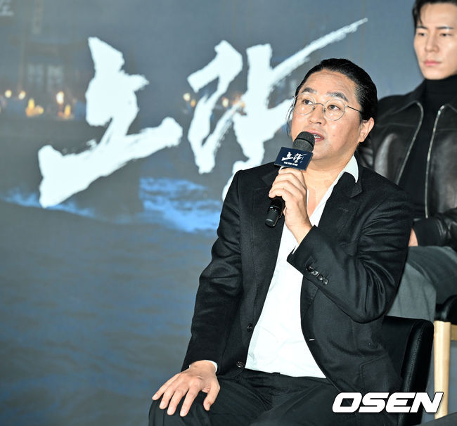12일 오후 서울 송파구 롯데시네마 월드타워에서 영화 '노량: 죽음의 바다' 언론배급시사회가 열렸다.