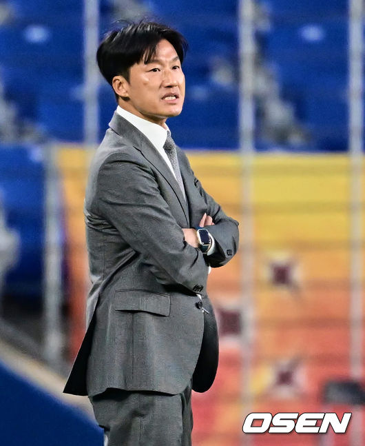 광주FC 이정효 감독이 선수들을 독려하고 있다. 2023.04.30 / foto0307@osen.co.kr