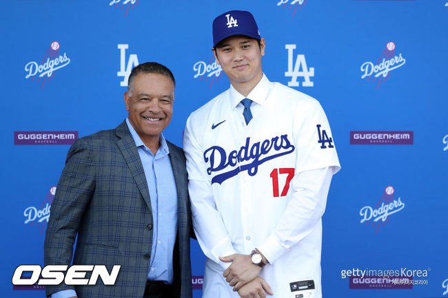 [사진] LA 다저스 데이브 로버츠 감독, 오타니 쇼헤이. ⓒGettyimages(무단전재 및 재배포 금지)