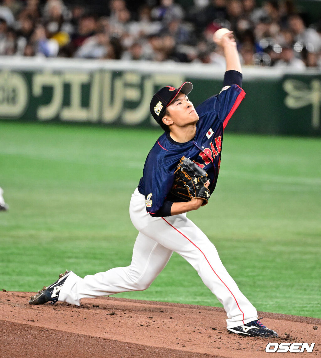 18일 오후 일본 도쿄돔에서 2023 아시아 프로야구 챔피언십(APBC) 일본과 호주의 경기가 열렸다.1회 일본 하야카와 타카히사가 역투하고 있다. 2023.11.18 / jpnews.osen.co.kr