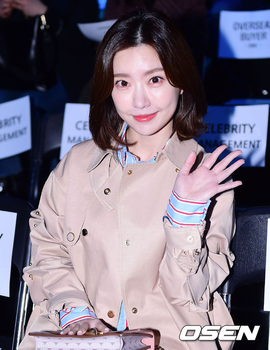 방송인 레이디제인이 LIE 패션쇼에 참석해 자리를 빛내고 있다. /pjmpp@osen.co.kr