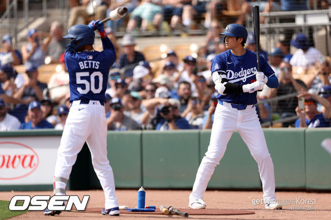 [사진] LA 다저스 무키 베츠, 오타니 쇼헤이. ⓒGettyimages(무단전재 및 재배포 금지)