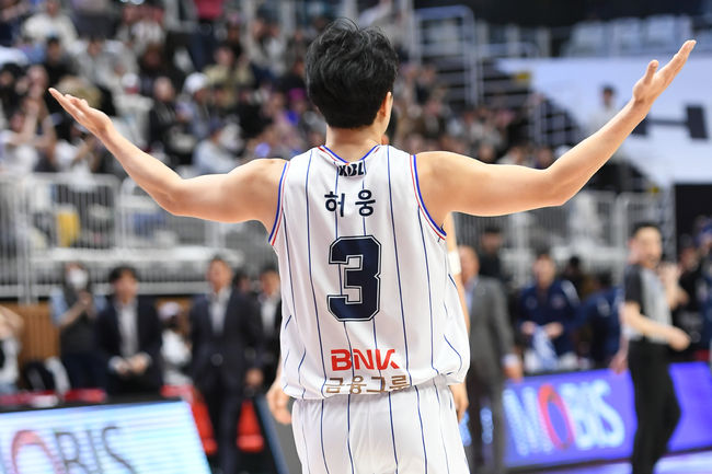 [사진] 부산 KCC 허웅 / KBL 제공.