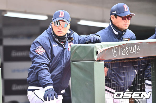 두산 베어스 이승엽 감독이 경기를 지켜보고 있다. 2024.03.11 / foto0307@osen.co.kr