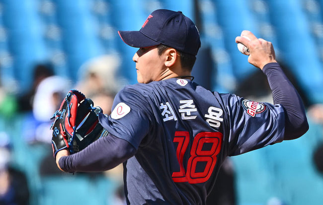 롯데 자이언츠 최준용 097 2024.03.14 / foto0307@osen.co.kr