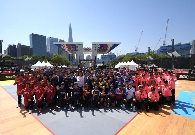 ‘제2회 SA 베이스볼5 아시아컵’에 참가하고 있는 베이스볼5 국가대표팀이 예선 라운드 첫 날, 싱가포르와 말레이시아에 차례로 승리하며 2연승 했다. / 대한야구소프트볼협회