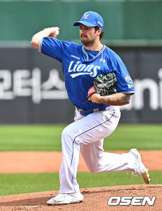 삼성 라이온즈 선발 투수 코너가 역투하고 있다. 2024.04.10 / foto0307@osen.co.kr