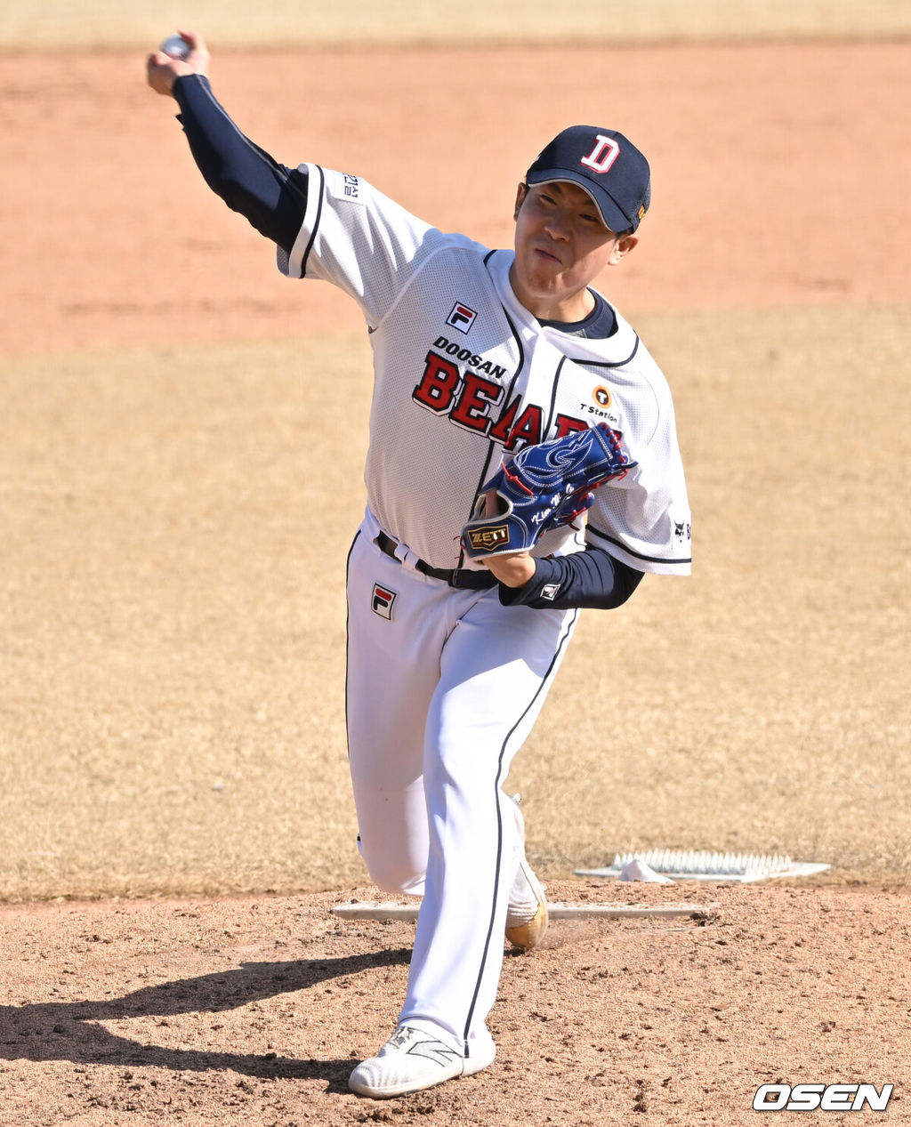 두산 김민규. 2024.03.09 /